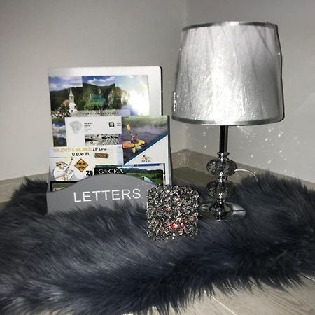 Apartman Kristina - Self Check In & Check Out Otočac Dış mekan fotoğraf