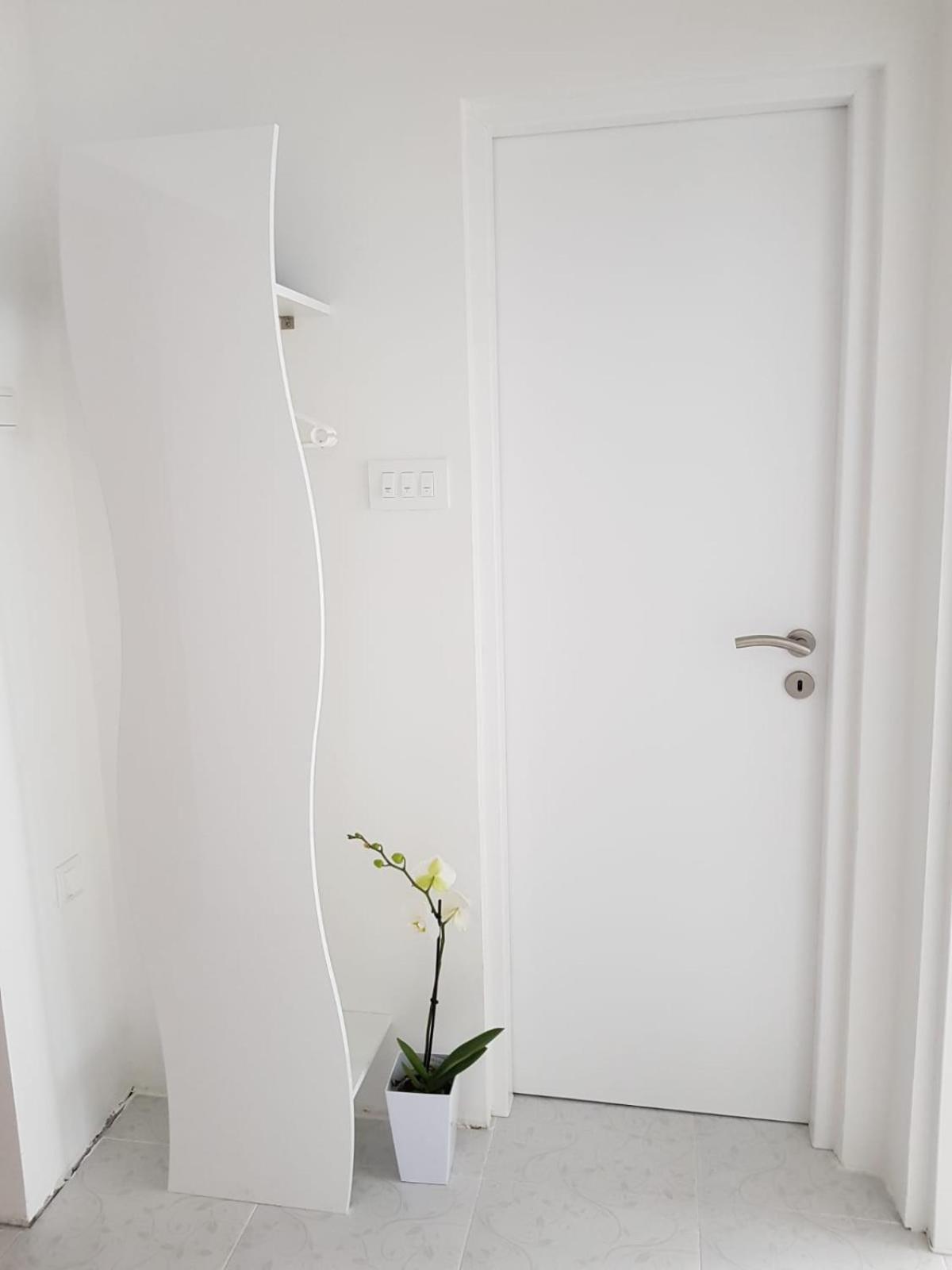 Apartman Kristina - Self Check In & Check Out Otočac Dış mekan fotoğraf